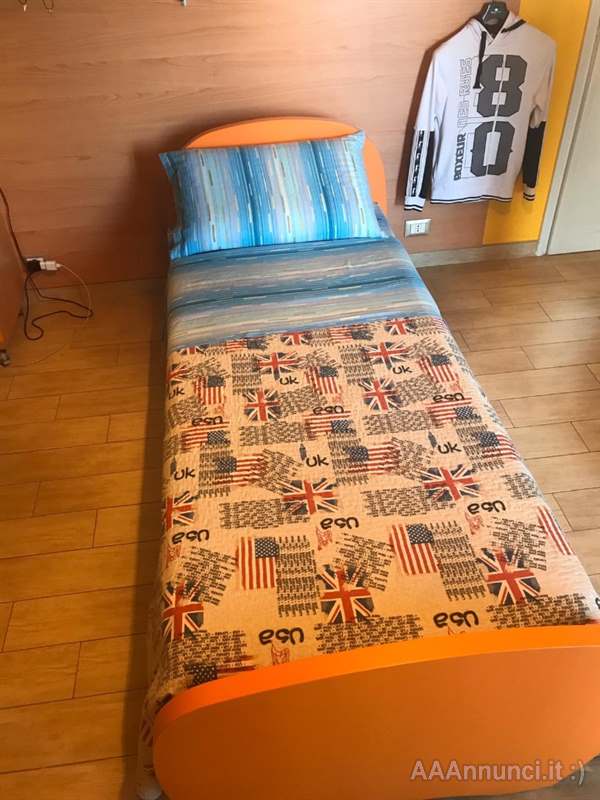 letto singolo con rete e materasso